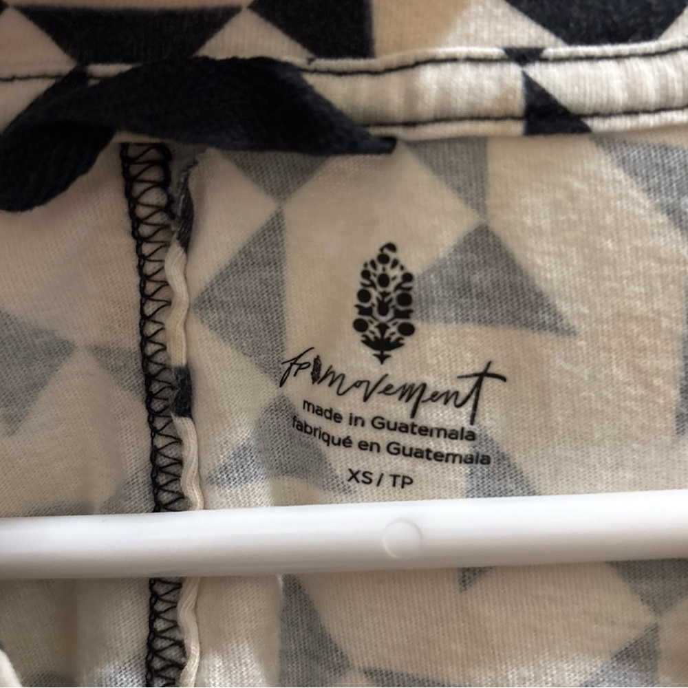 Free People Movement Inspire Tank Black White Tan Geometric Print Size XS - Picture 3 of 5